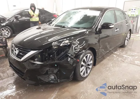 2017 Nissan Altima 2.5 Sv z USA, uszkodzony, nr VIN 1N4AL3AP2HC482446